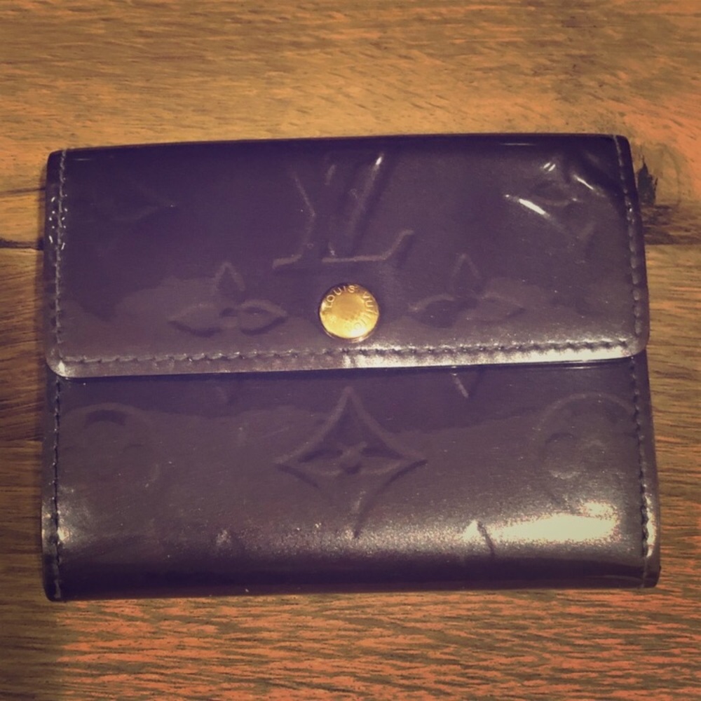 Louis Vuitton 100% Authentic Vernis Wallet 😍